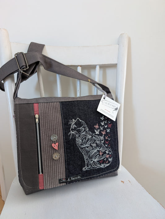 La légèreté du chat rose