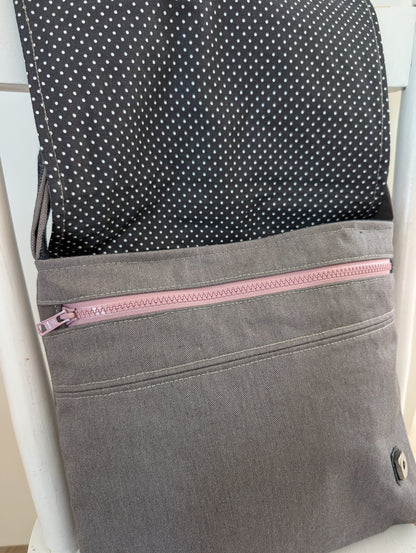 La légèreté du chat rose