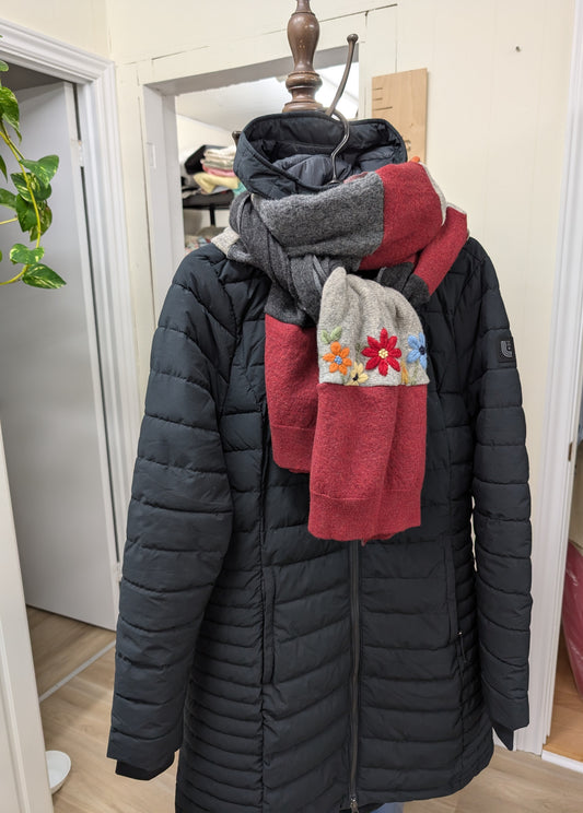 Foulard fleurs en laines