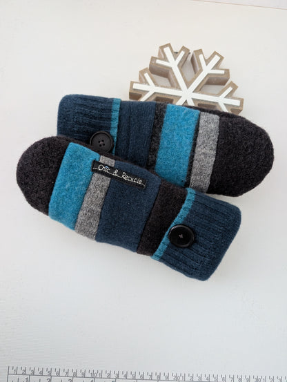 Des mitaines avec du turquoise